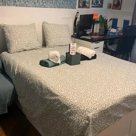 Laurence Homestay Paris